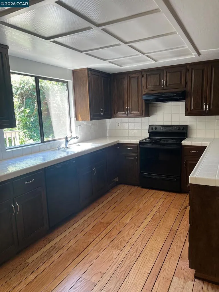 114 Brookline St Moraga, CA 94556