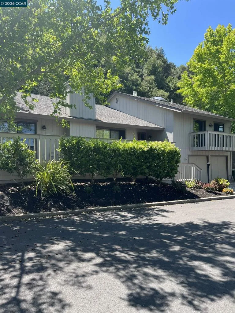 114 Brookline St Moraga, CA 94556