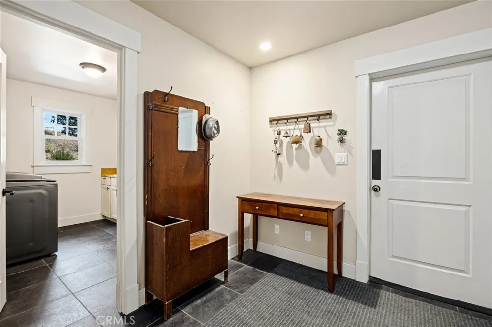 2387 Carpenter Canyon San Luis Obispo, CA 93401
