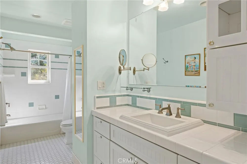 2387 Carpenter Canyon San Luis Obispo, CA 93401