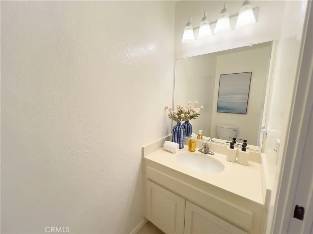 50 Via Capri Rancho Palos Verdes, CA 90275