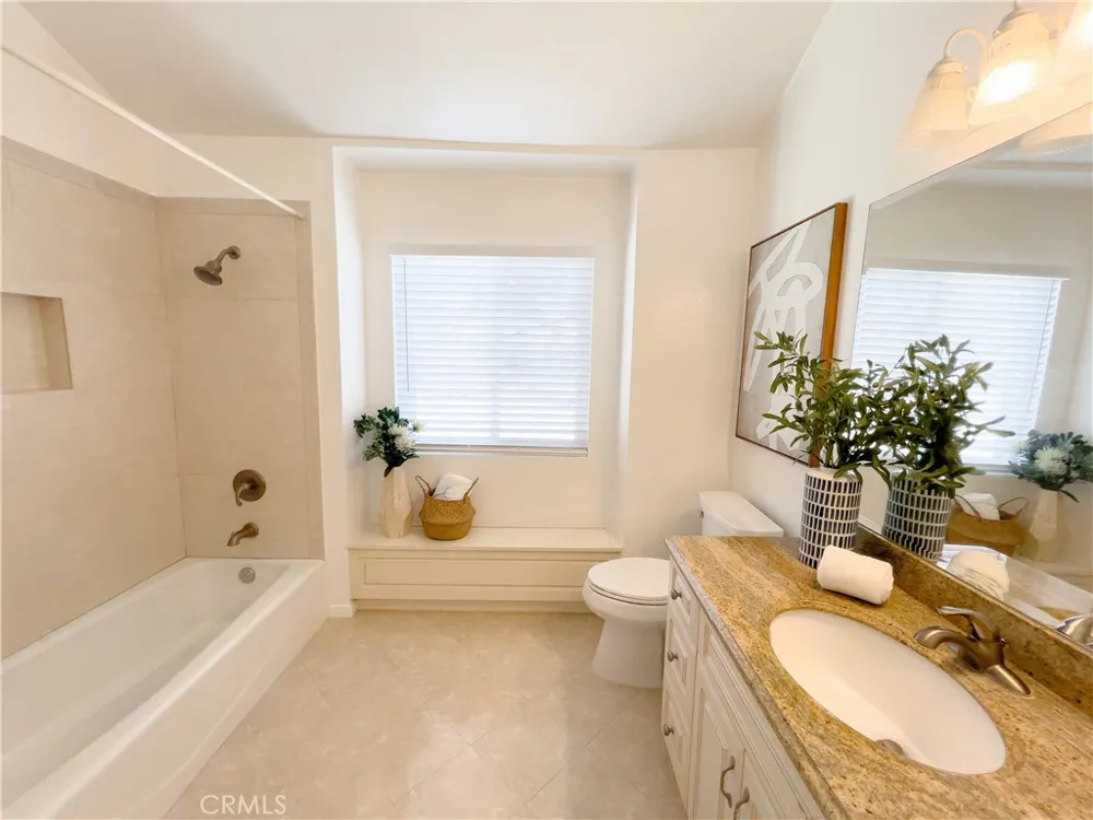 50 Via Capri Rancho Palos Verdes, CA 90275