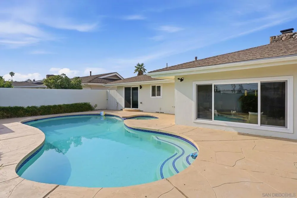 6034 Del Cerro Blvd San Diego, CA 92120