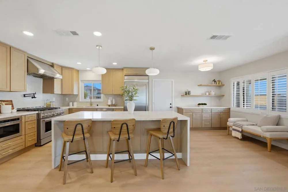 6034 Del Cerro Blvd San Diego, CA 92120