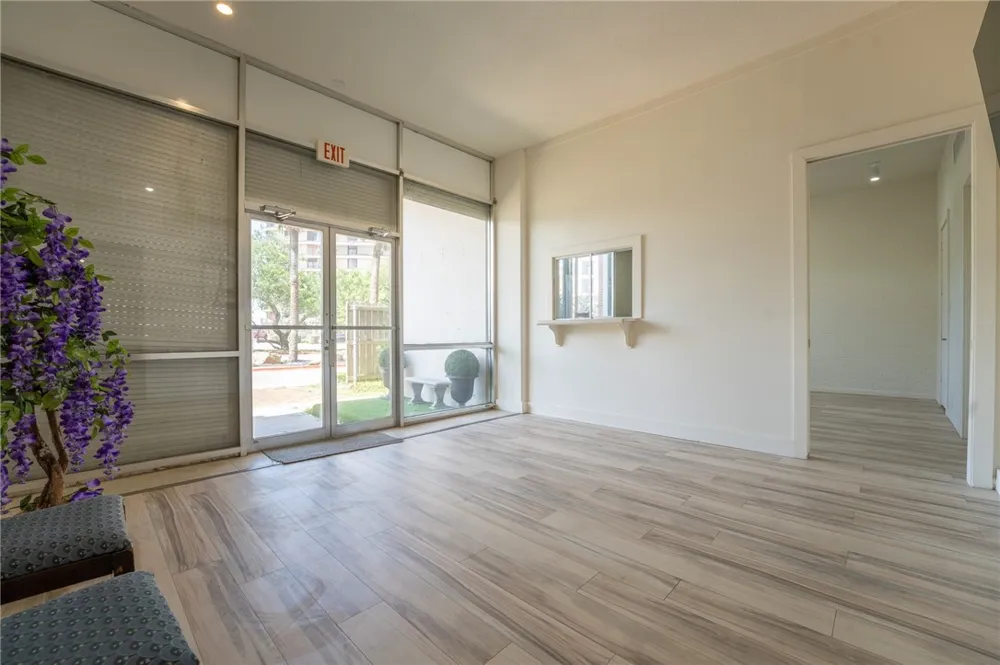 4600 Ocean Drive #101 Corpus Christi, TX 78412
