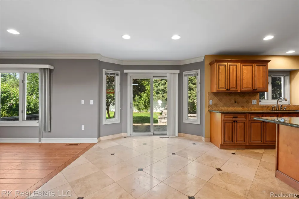 3178 Avalon Road Rochester Hills City, MI 48309