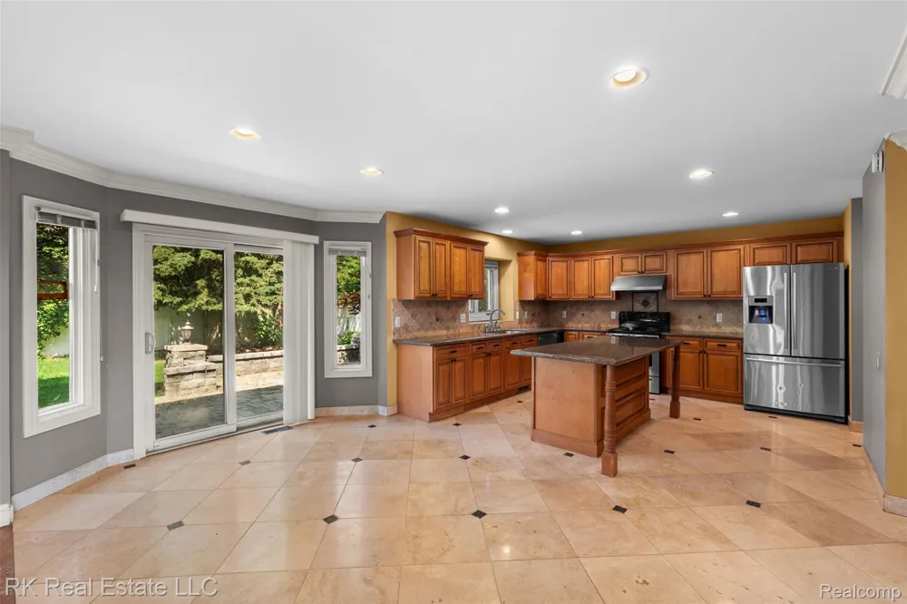 3178 Avalon Road Rochester Hills City, MI 48309