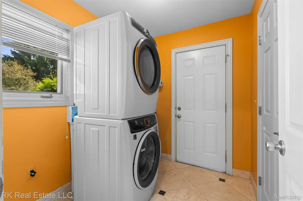 3178 Avalon Road Rochester Hills City, MI 48309