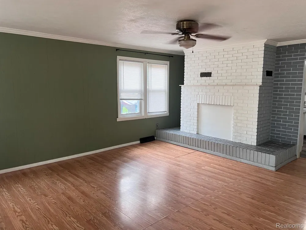 6319 S Washington Avenue Lansing City, MI 48911