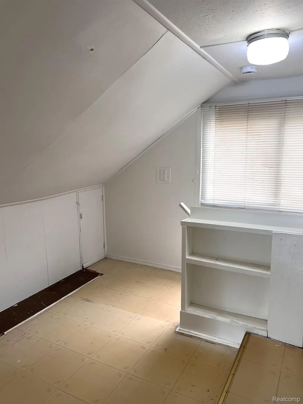 6319 S Washington Avenue Lansing City, MI 48911