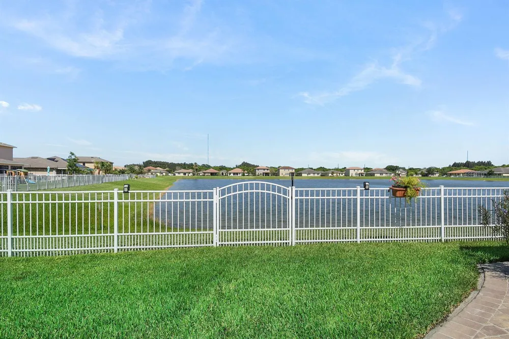 840 Gairloch Lane Fort Pierce, FL 34947