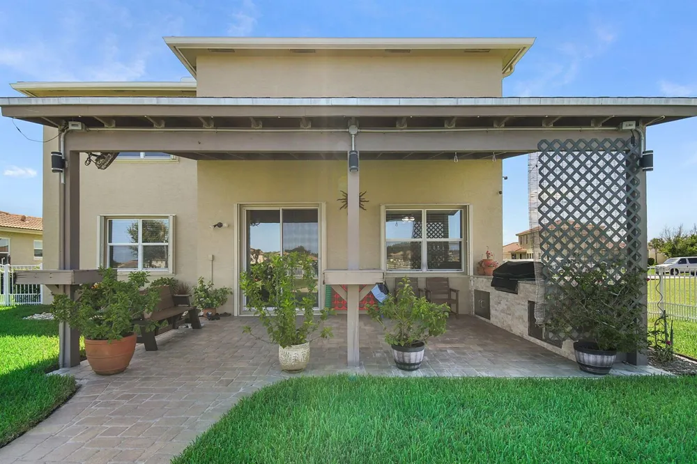 840 Gairloch Lane Fort Pierce, FL 34947
