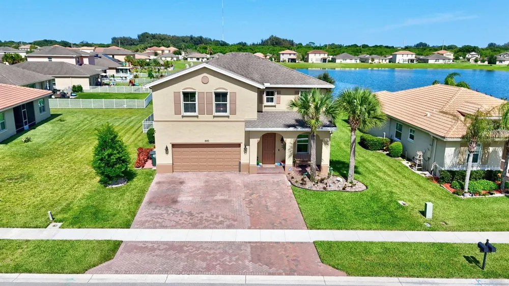 840 Gairloch Lane Fort Pierce, FL 34947