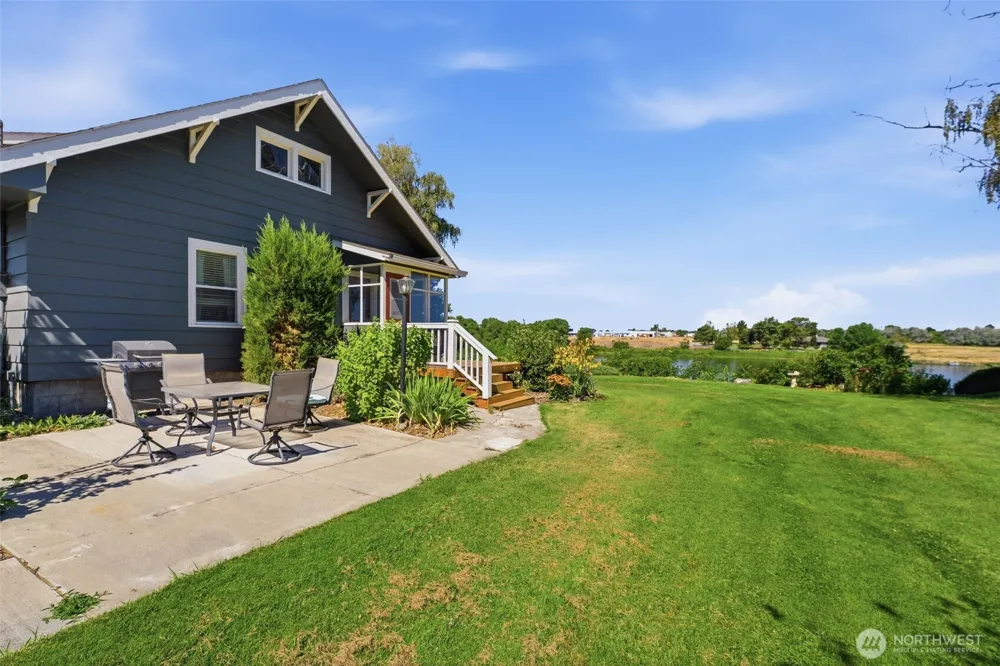 106 7th Street Prosser, WA 99350