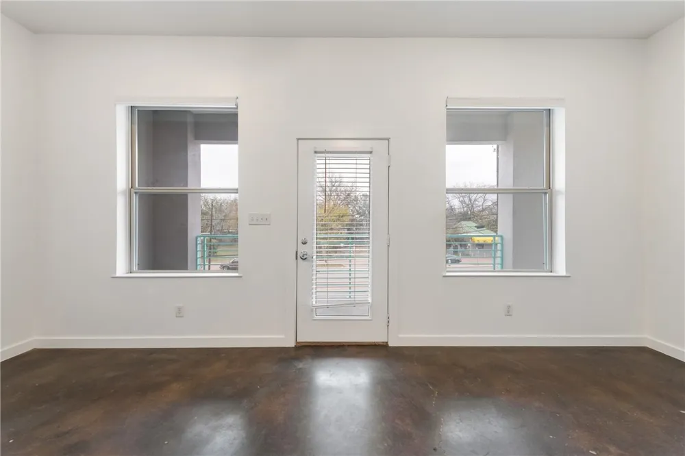 2601 E 7th Street #203 Austin, TX 78702