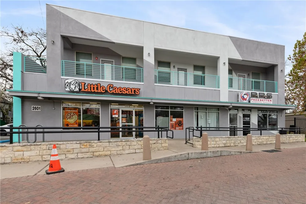 2601 E 7th Street #203 Austin, TX 78702