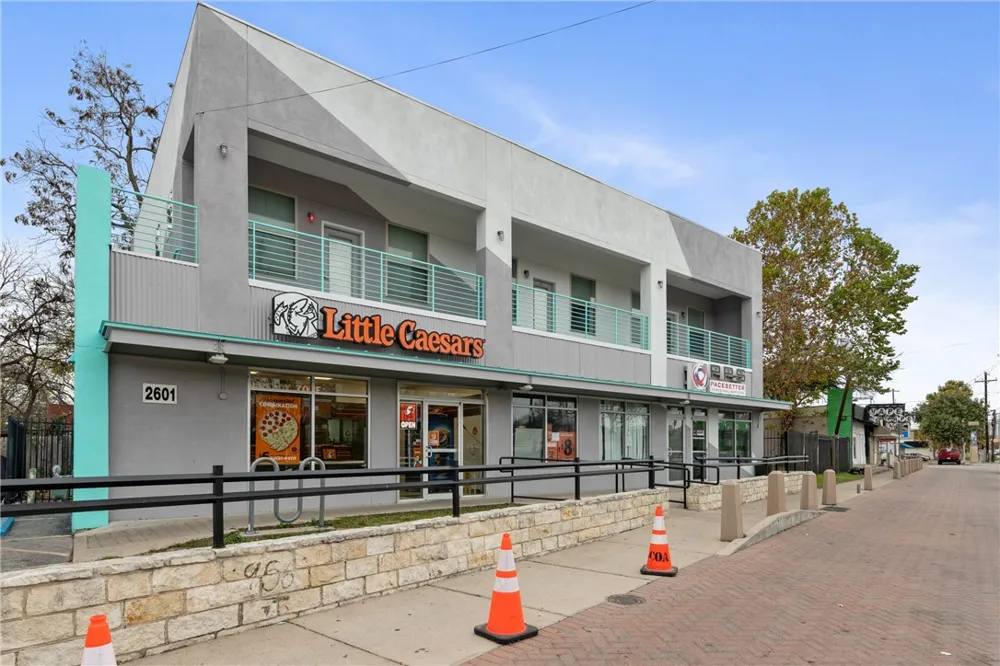 2601 E 7th Street #203 Austin, TX 78702