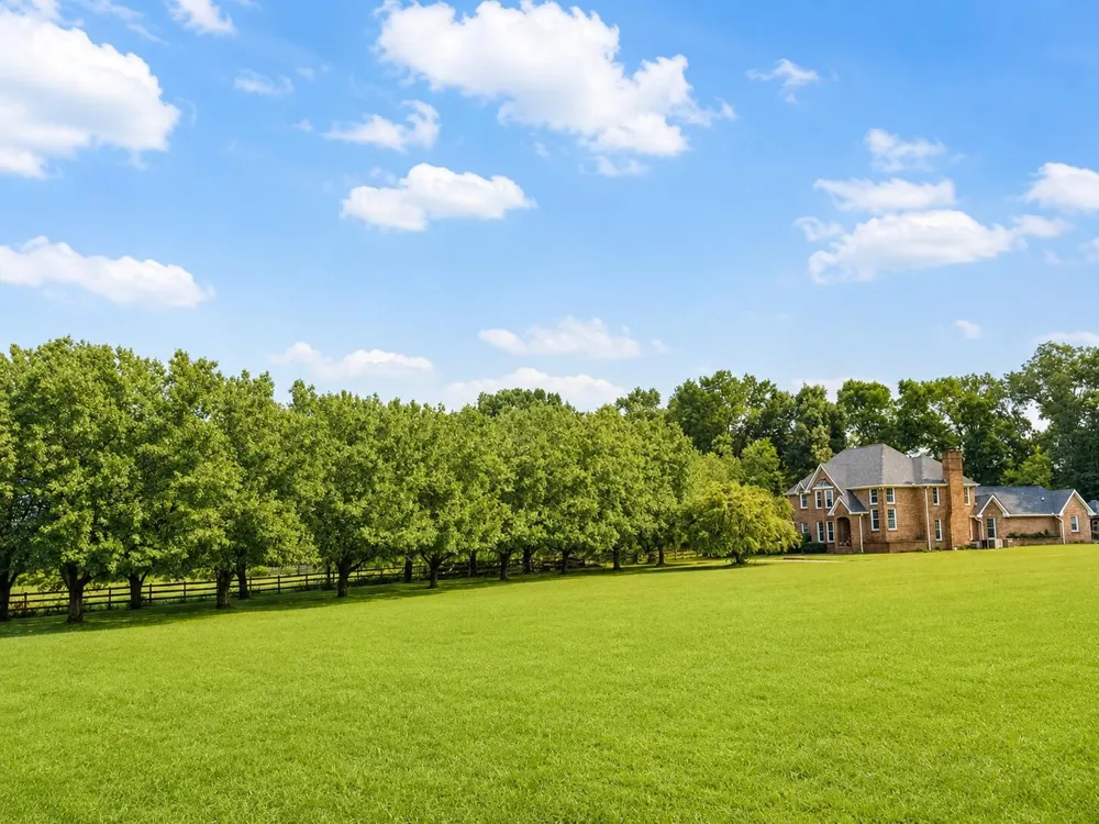 7902 Ooltewah Georgetown Road Ooltewah, TN 37363
