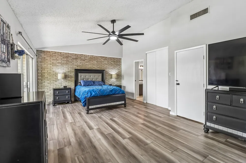 2059 Embassy Way Carrollton, TX 75006