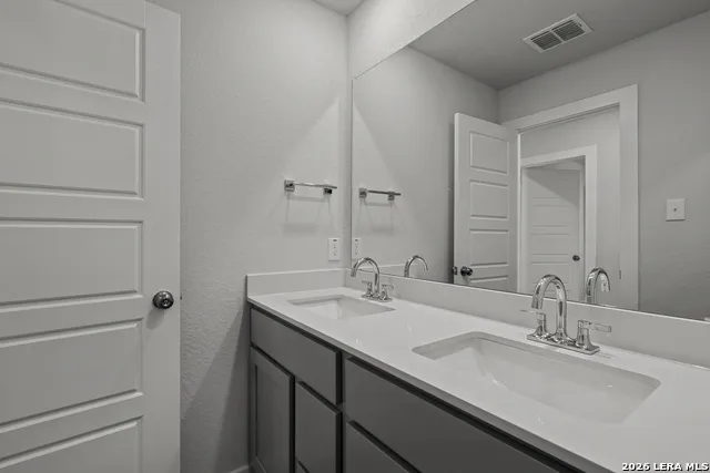 7387 Teal Trace Leon Valley, TX 78240