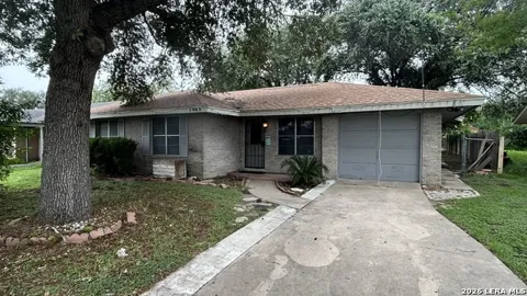 1009 E CLARE ST