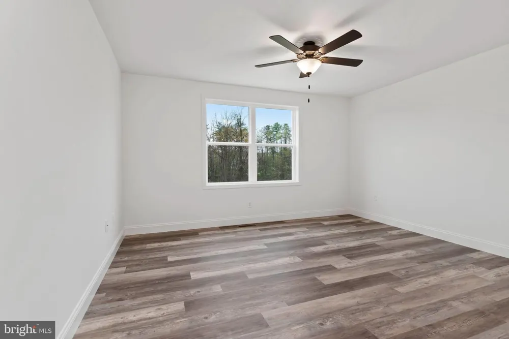 S. AUTUMN CHASE DRIVE Mechanicsburg, PA 17055