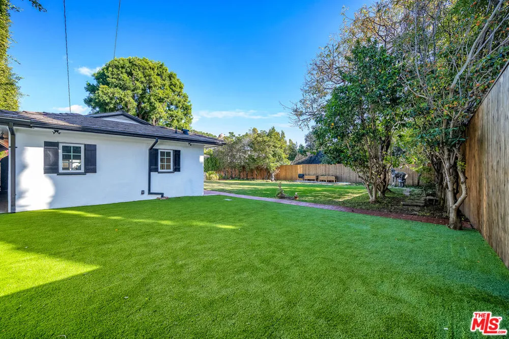 629 Rexford Drive Beverly Hills, CA 90210