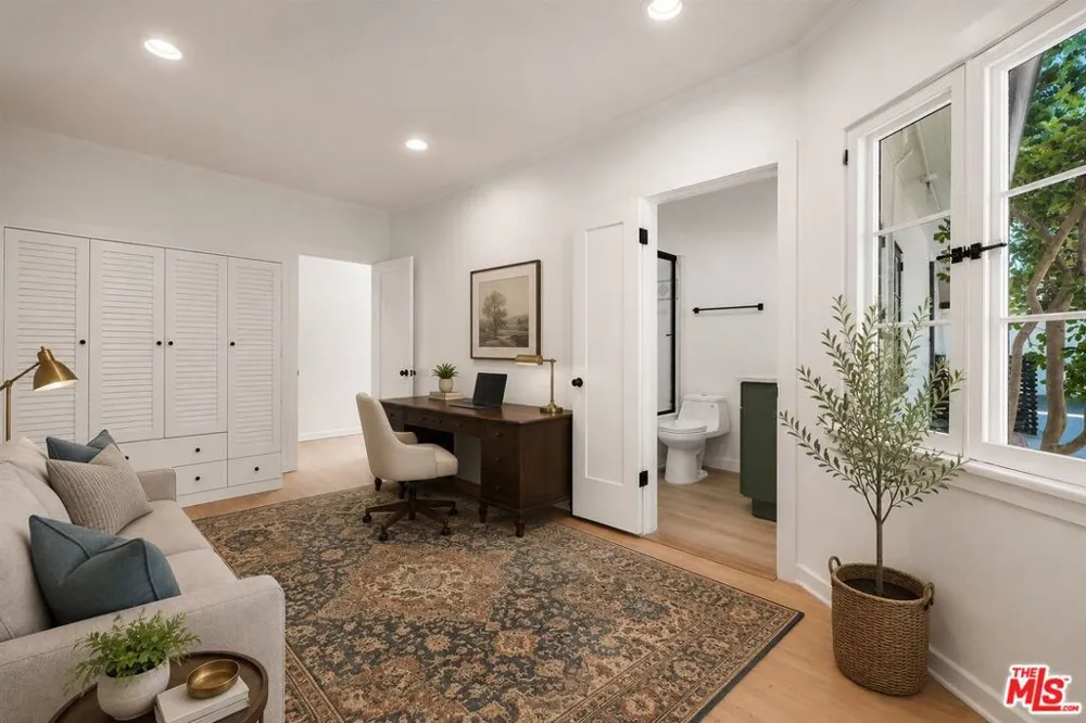 629 Rexford Drive Beverly Hills, CA 90210