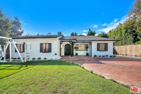 629 Rexford Drive