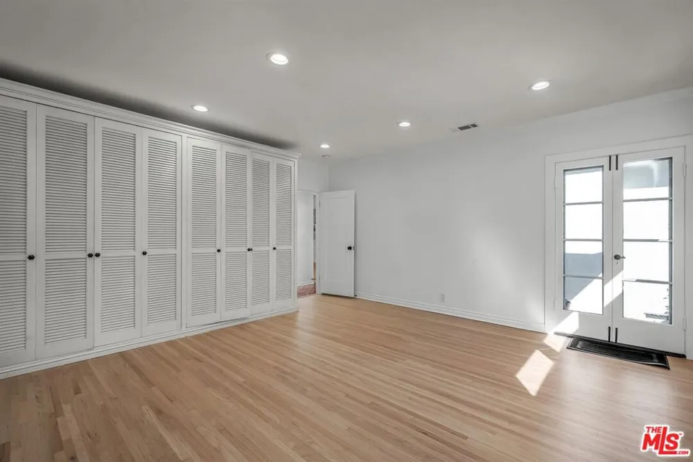 629 Rexford Drive Beverly Hills, CA 90210