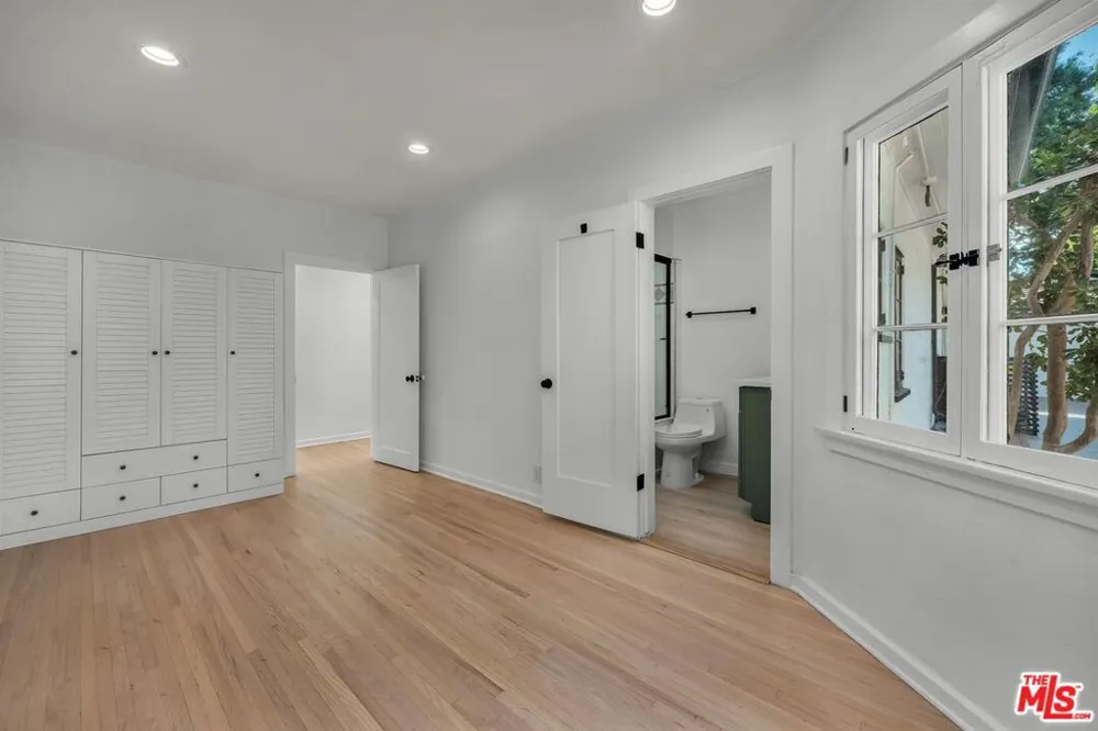 629 Rexford Drive Beverly Hills, CA 90210
