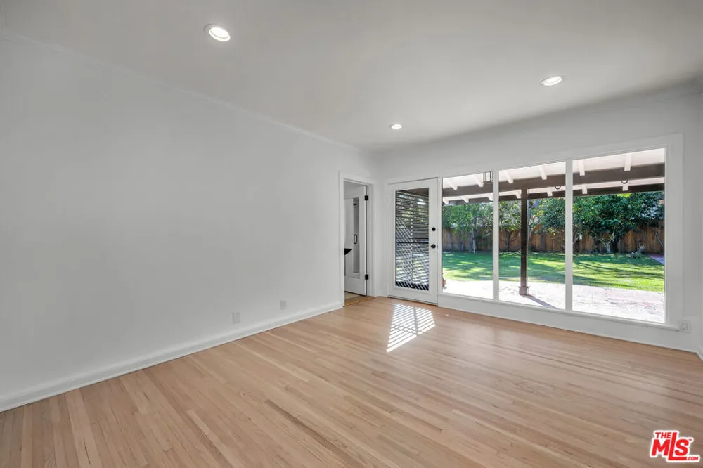 629 Rexford Drive Beverly Hills, CA 90210
