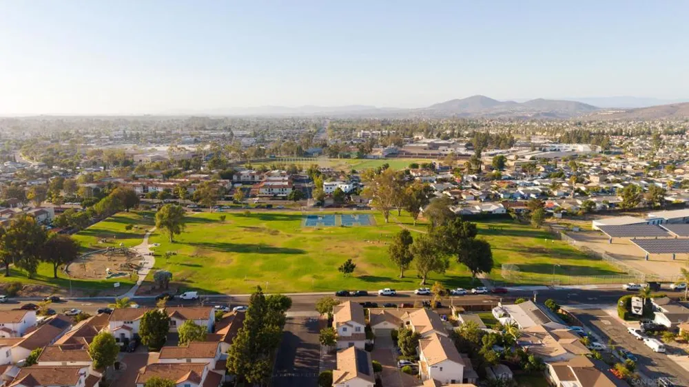 10211 Saluda Ave San Diego, CA 92126