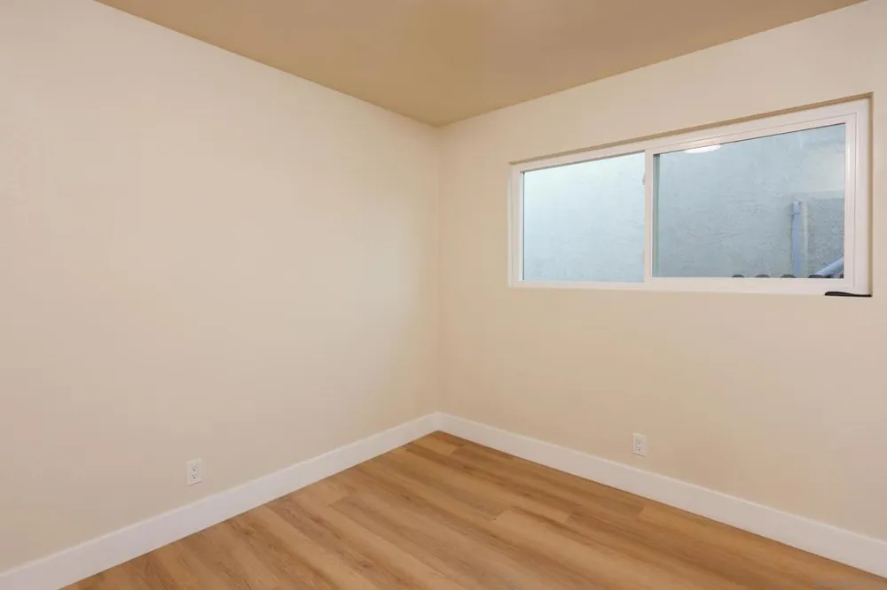 10211 Saluda Ave San Diego, CA 92126