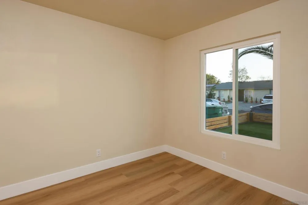 10211 Saluda Ave San Diego, CA 92126