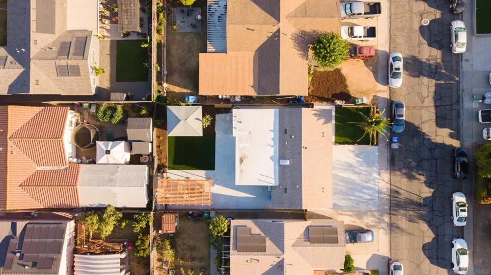 10211 Saluda Ave San Diego, CA 92126