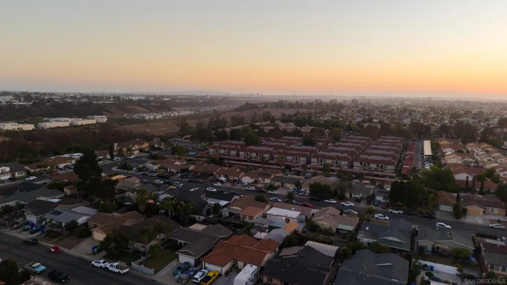 10211 Saluda Ave San Diego, CA 92126