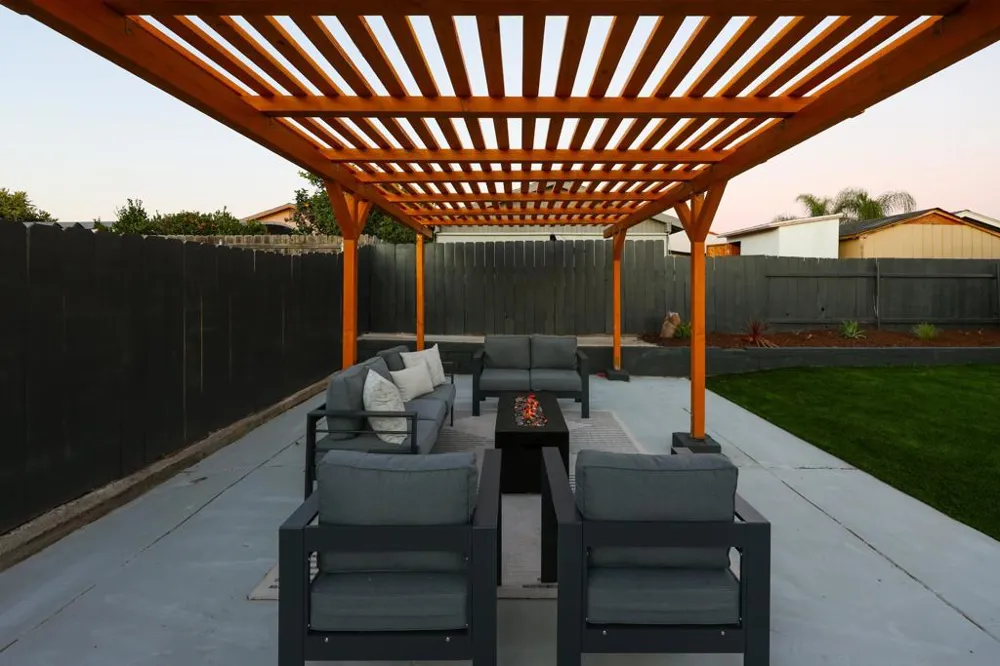 10211 Saluda Ave San Diego, CA 92126