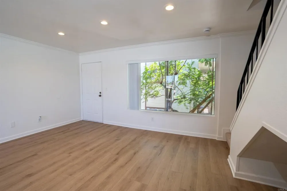 569 E STREET #14 Chula Vista, CA 91910