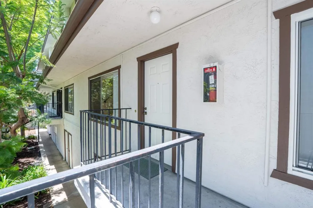 569 E STREET #14 Chula Vista, CA 91910