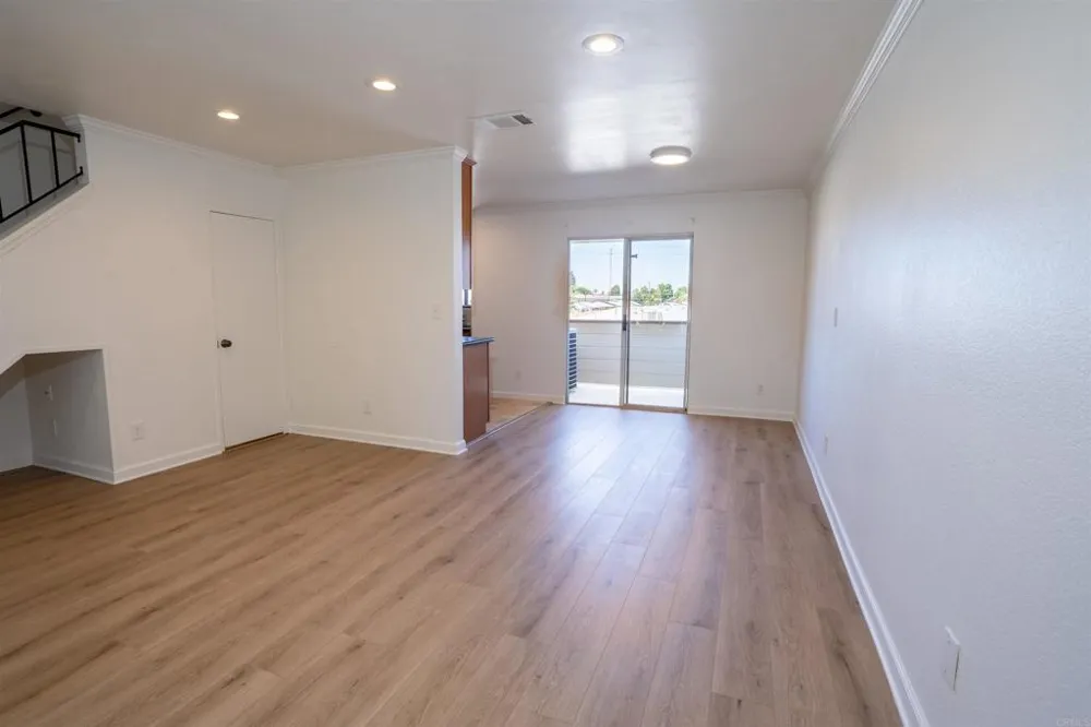 569 E STREET #14 Chula Vista, CA 91910