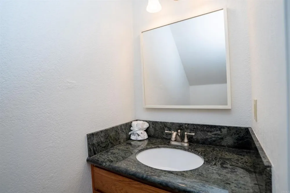 569 E STREET #14 Chula Vista, CA 91910