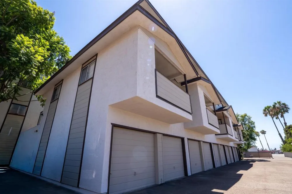 569 E STREET #14 Chula Vista, CA 91910
