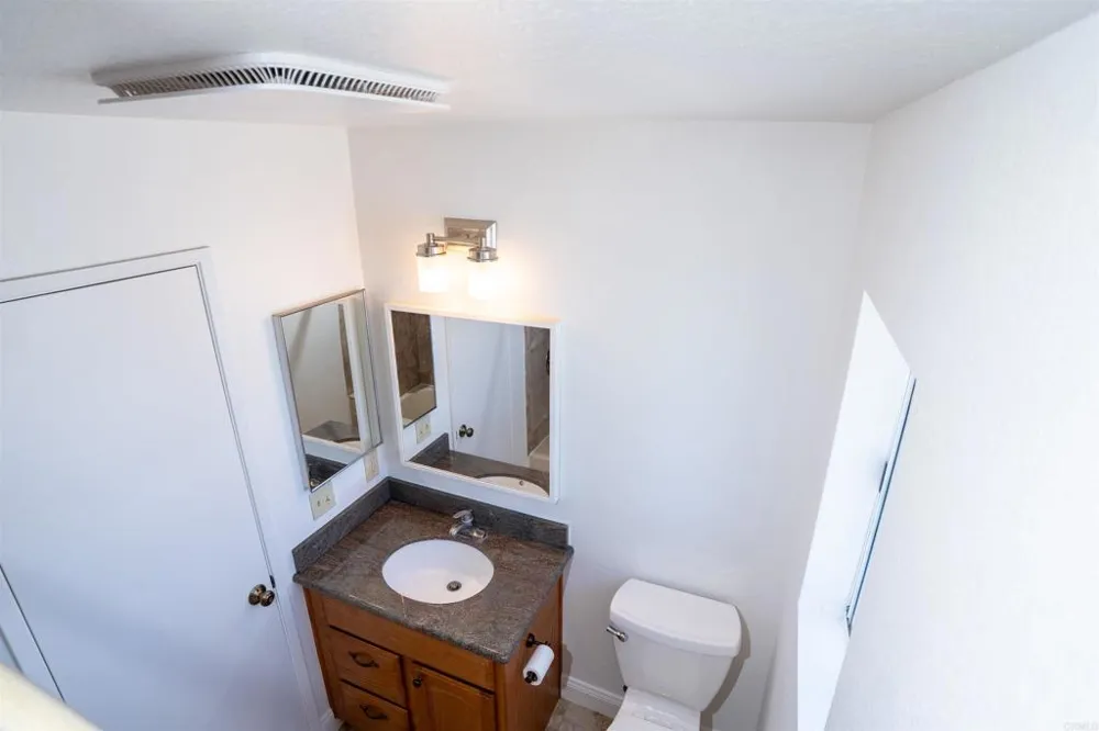 569 E STREET #14 Chula Vista, CA 91910