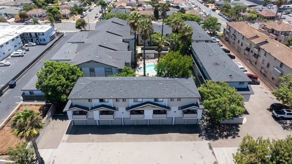 569 E STREET #14 Chula Vista, CA 91910