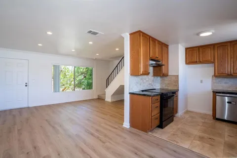 569 E STREET #14