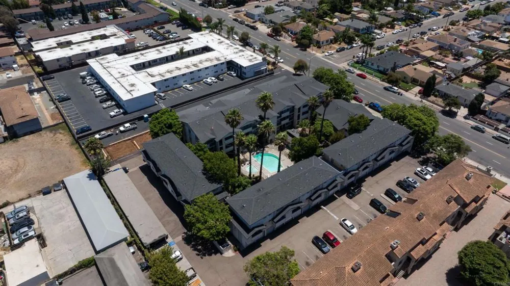 569 E STREET #14 Chula Vista, CA 91910