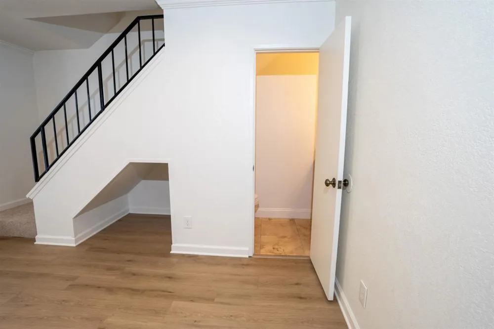569 E STREET #14 Chula Vista, CA 91910