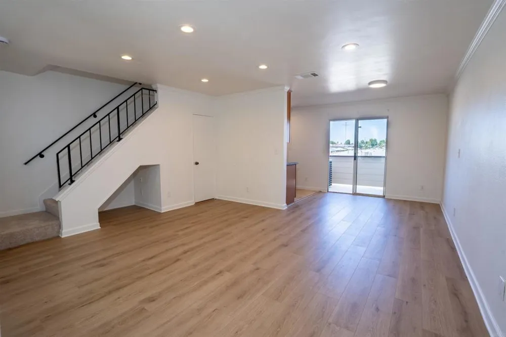 569 E STREET #14 Chula Vista, CA 91910