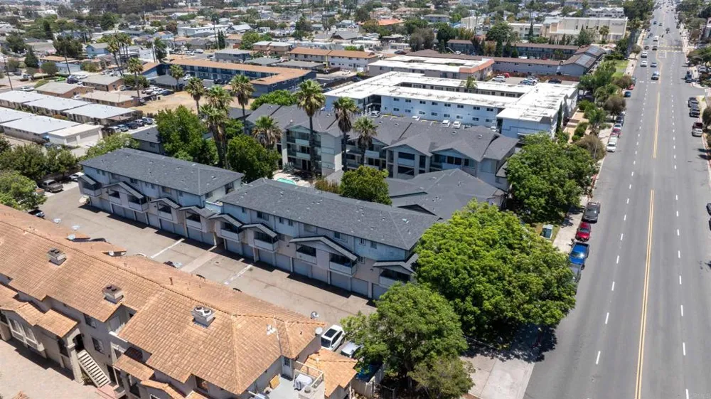 569 E STREET #14 Chula Vista, CA 91910